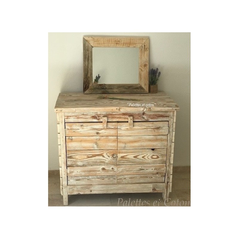 meuble de chambre, cérusé et ciré en bois de palettes recyclées